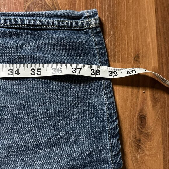 Woman’s Jeans by DKNY Size 4 (32) - Picture 5 of 8